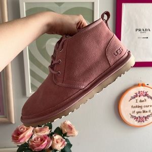 Ugg Neumel in “shell” pink
